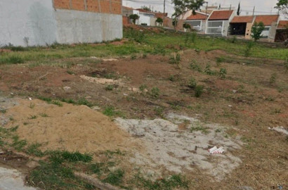 Terreno à venda no Pedro Borgonovi!